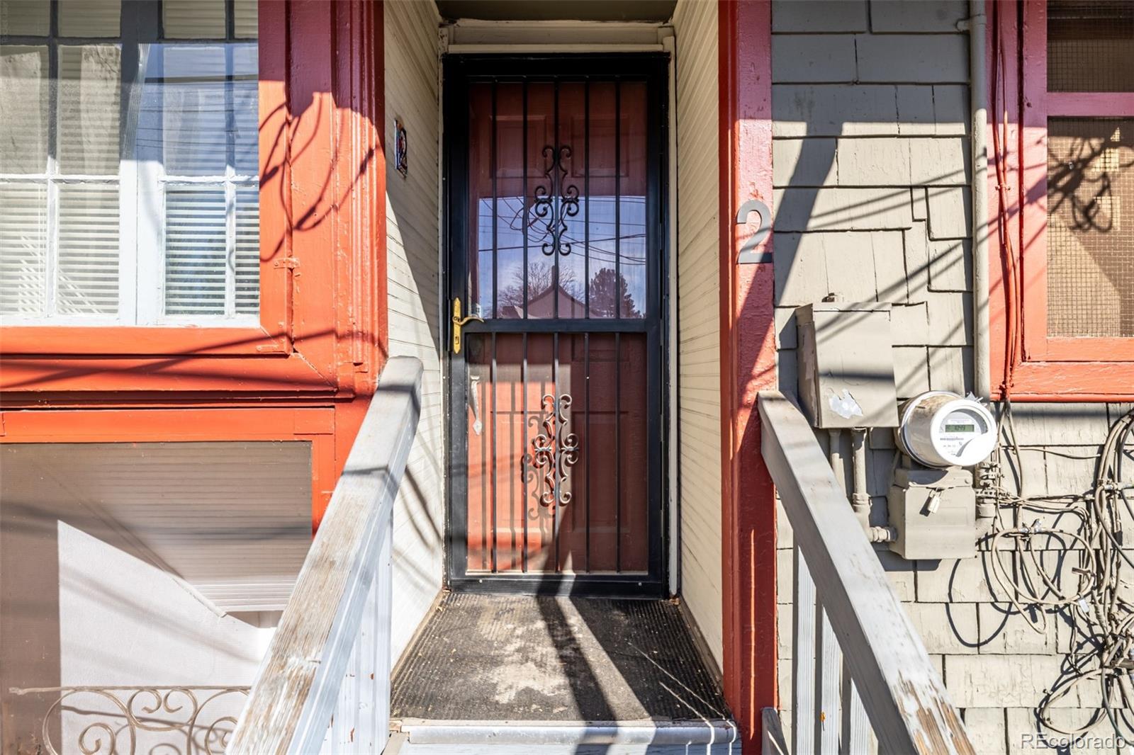 172 W Maple Avenue