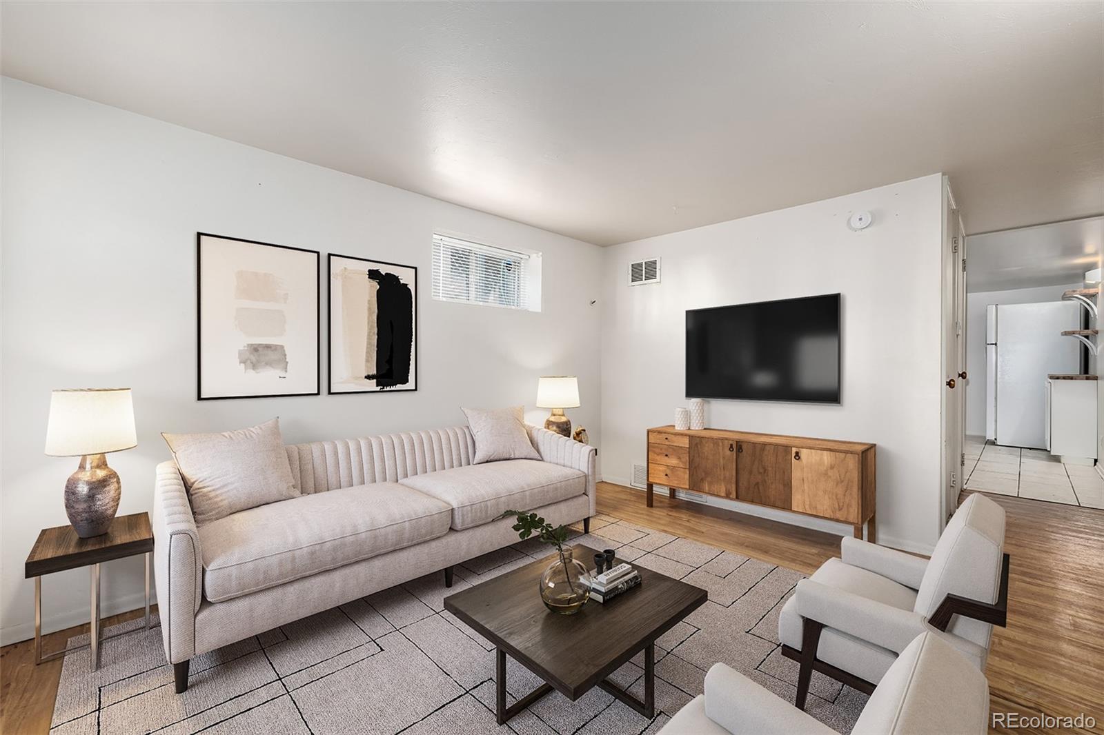 172 W Maple Avenue