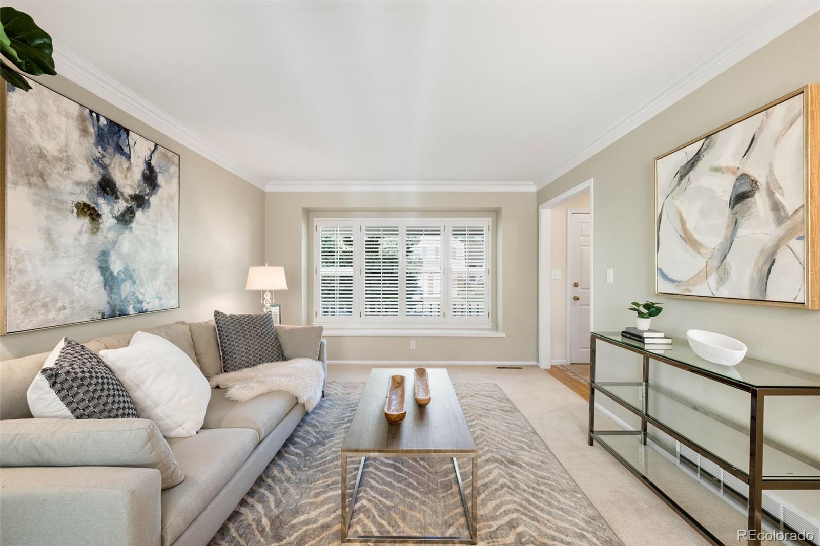 6829 S Niagara Court