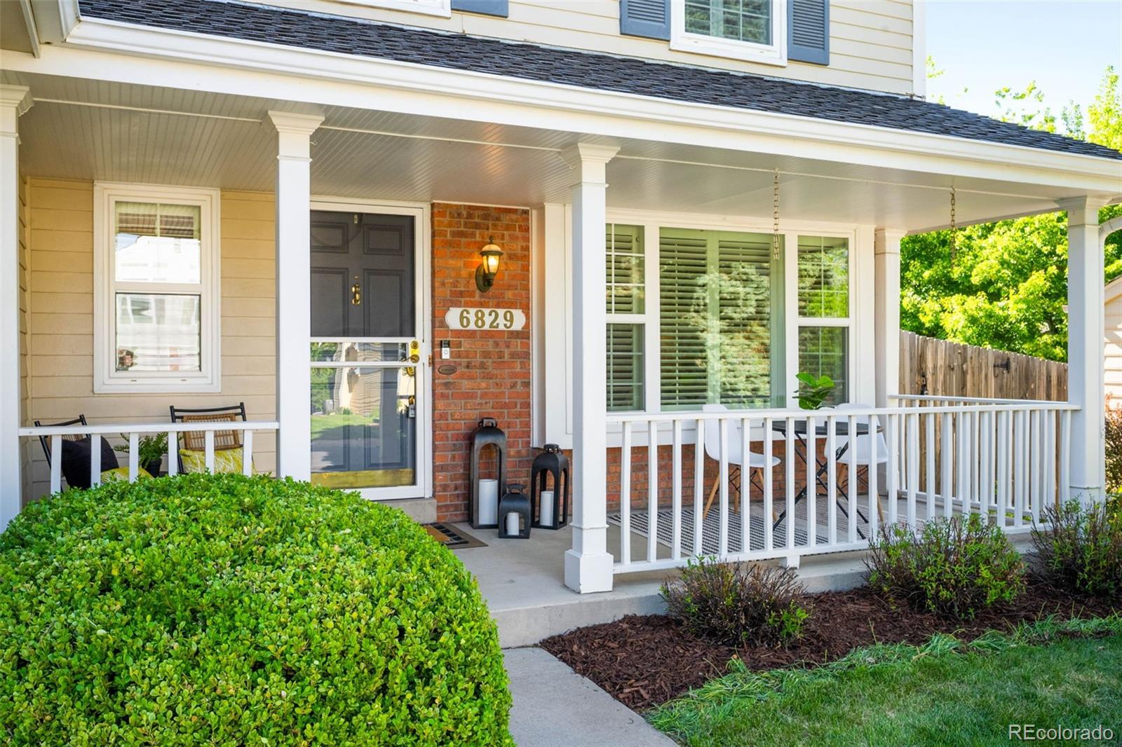 6829 S Niagara Court