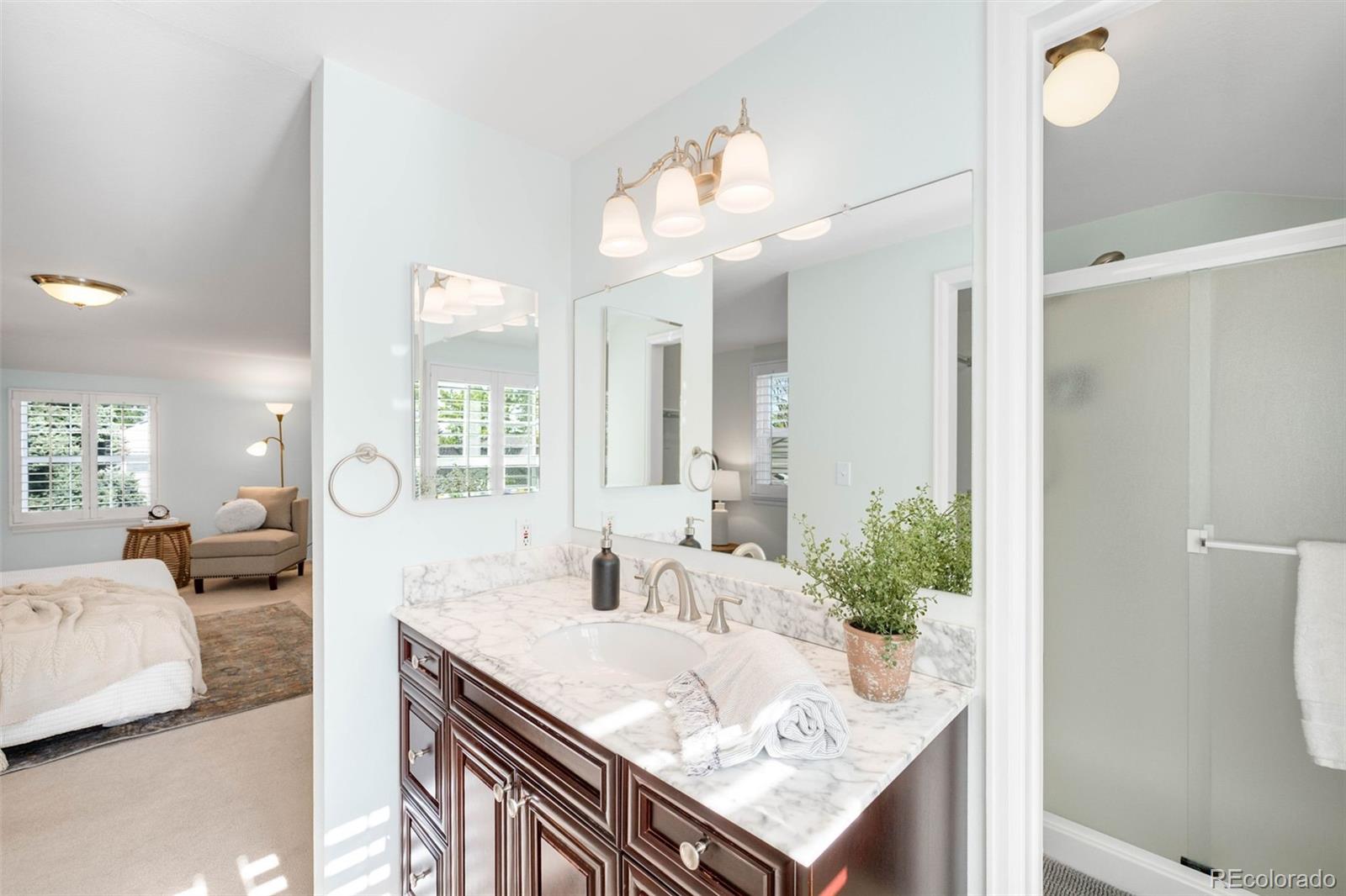 6829 S Niagara Court