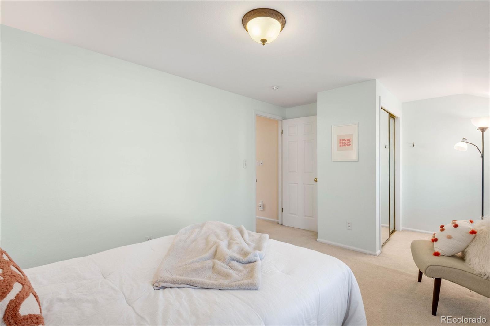 6829 S Niagara Court