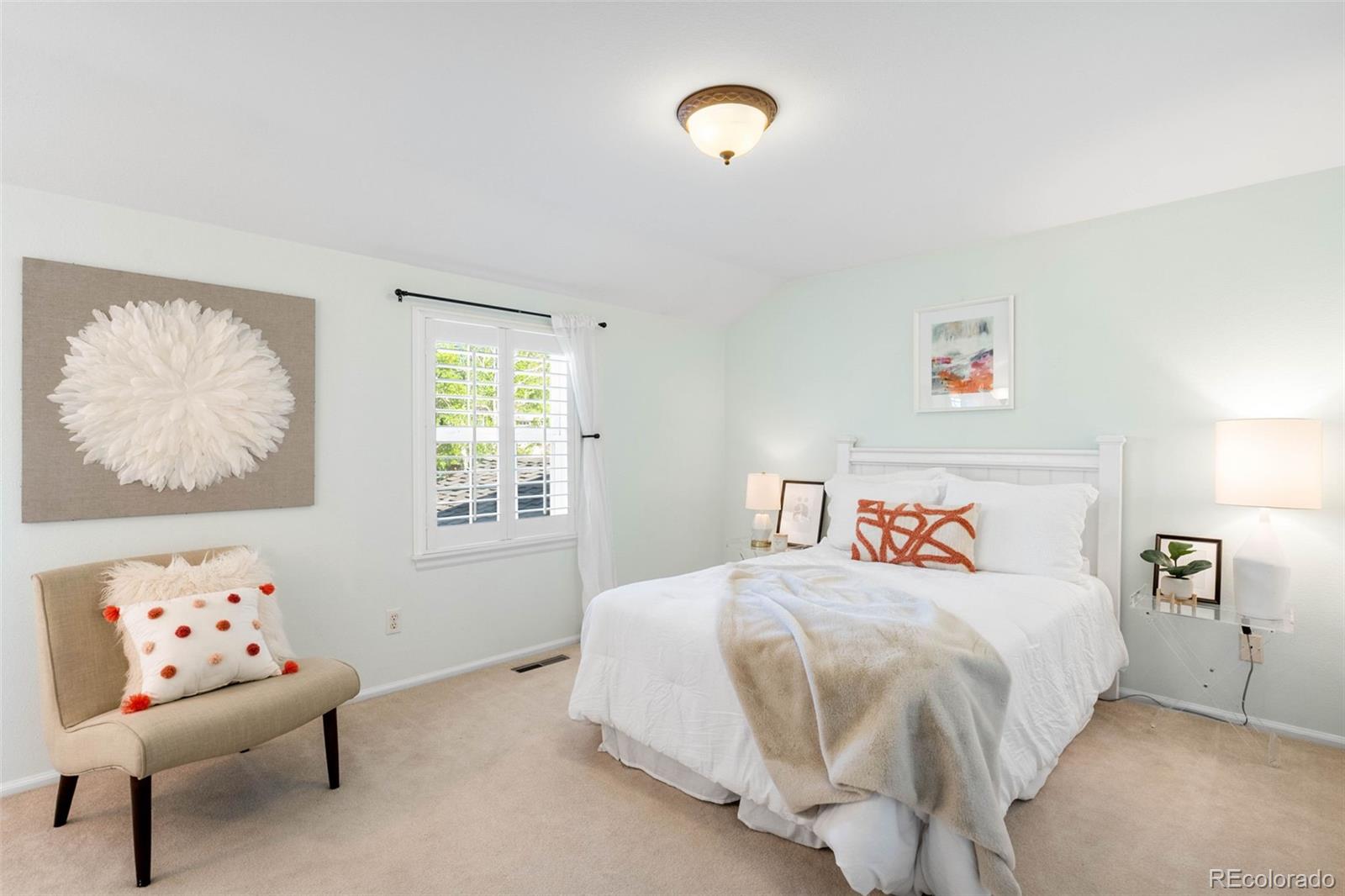 6829 S Niagara Court