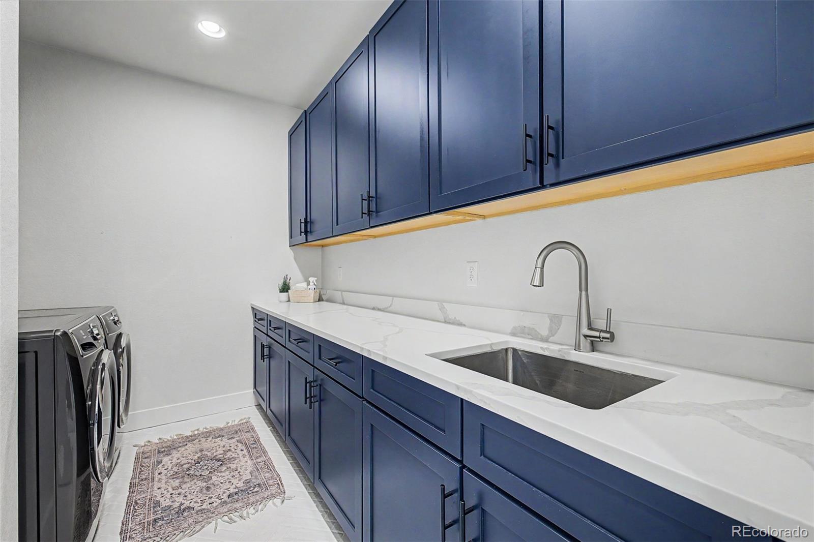 11048 Bright Sky Circle