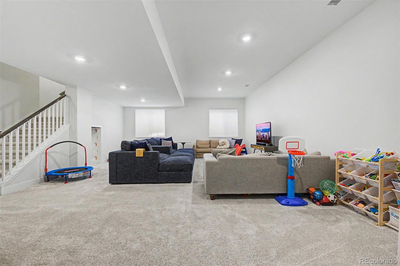 11048 Bright Sky Circle