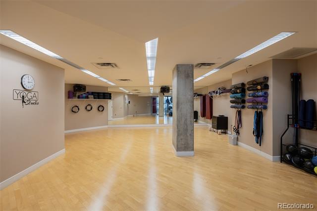 1700 Bassett Street Unit: 513