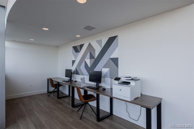 1700 Bassett Street Unit: 513