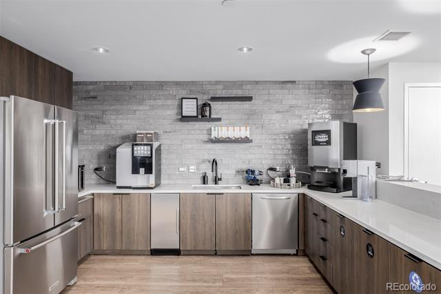 1700 Bassett Street Unit: 513