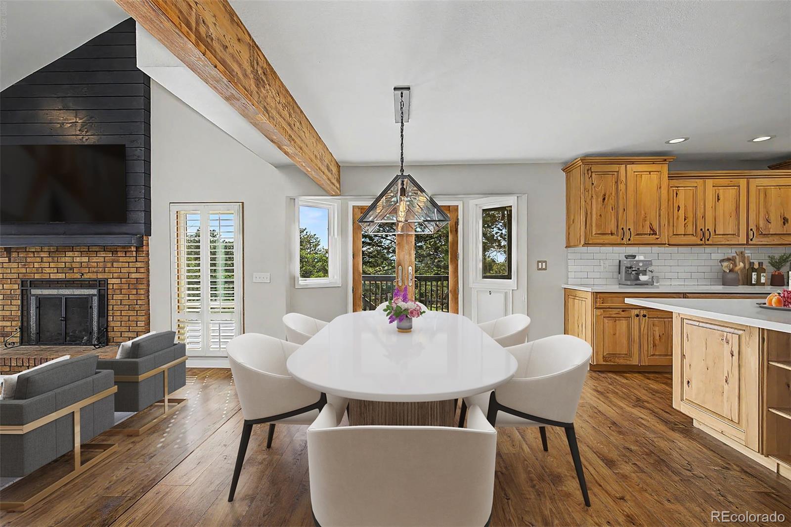 8286 Lightening View Drive