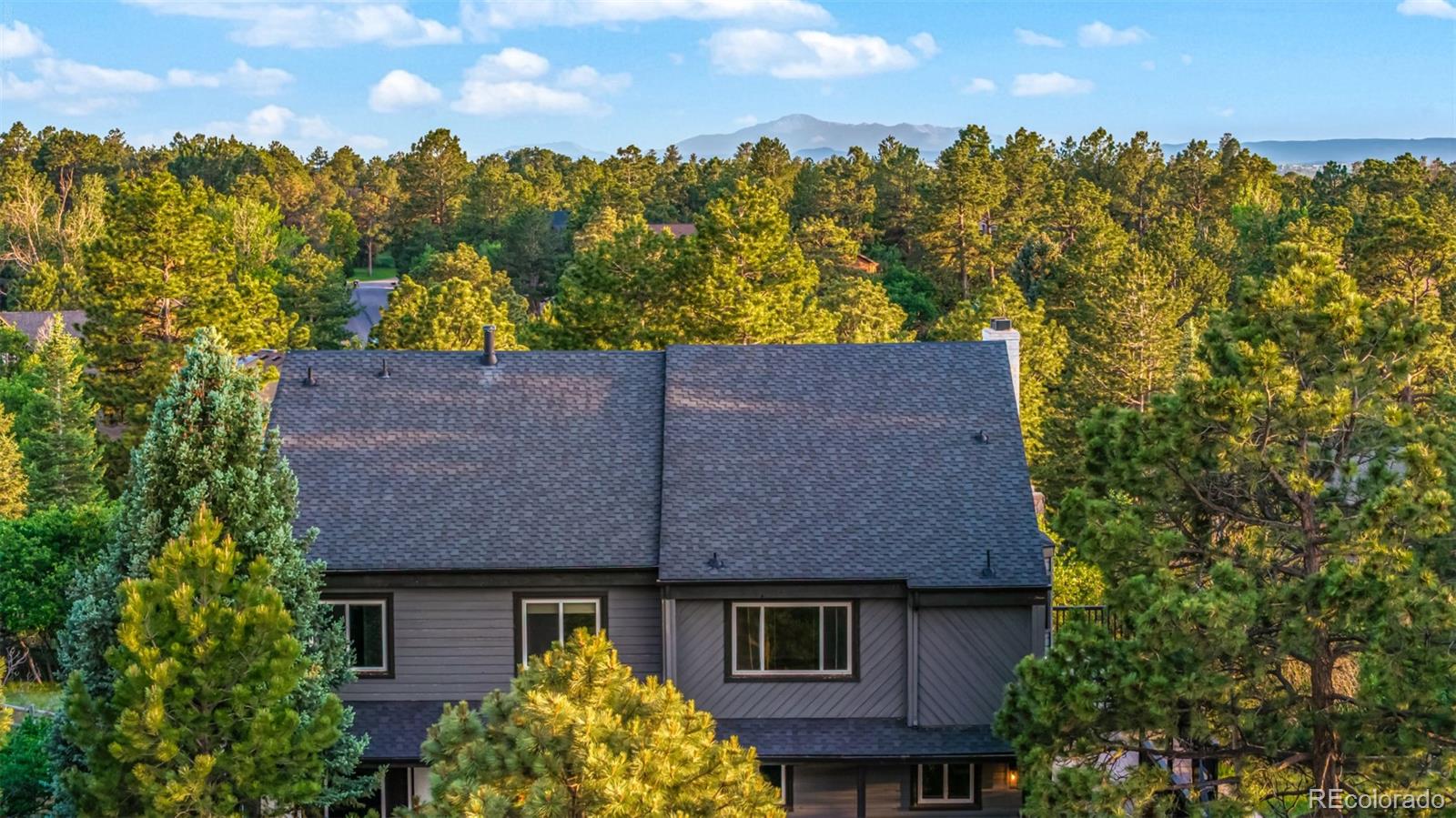 8286 Lightening View Drive