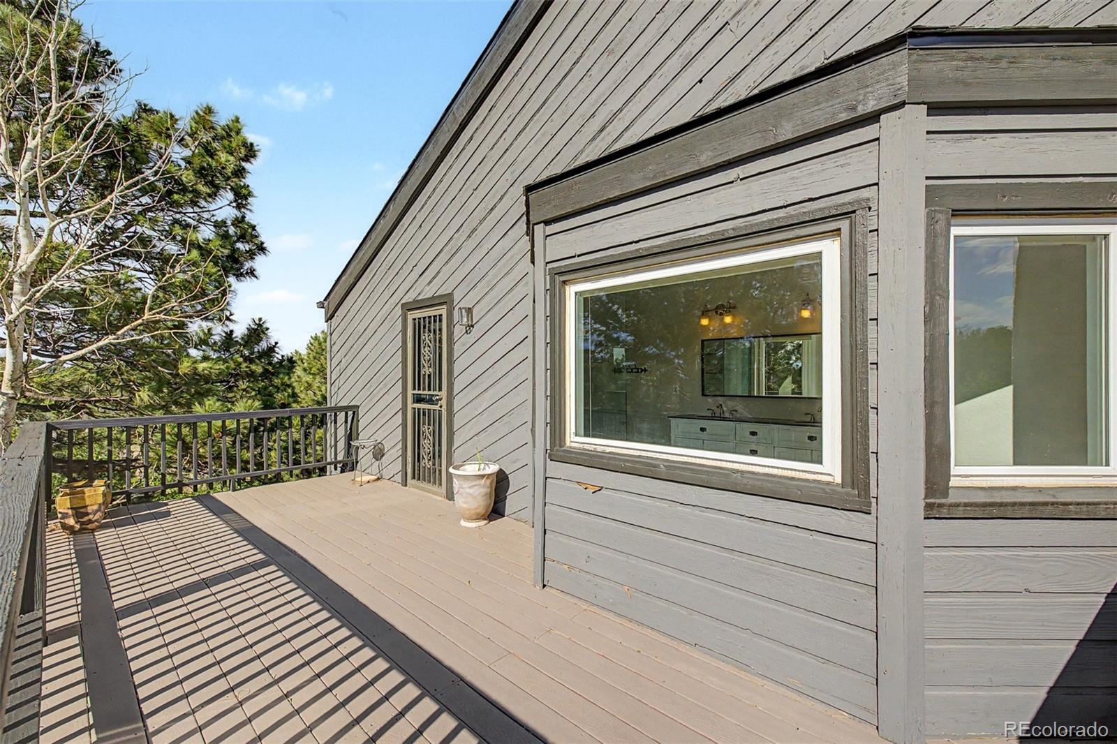 8286 Lightening View Drive