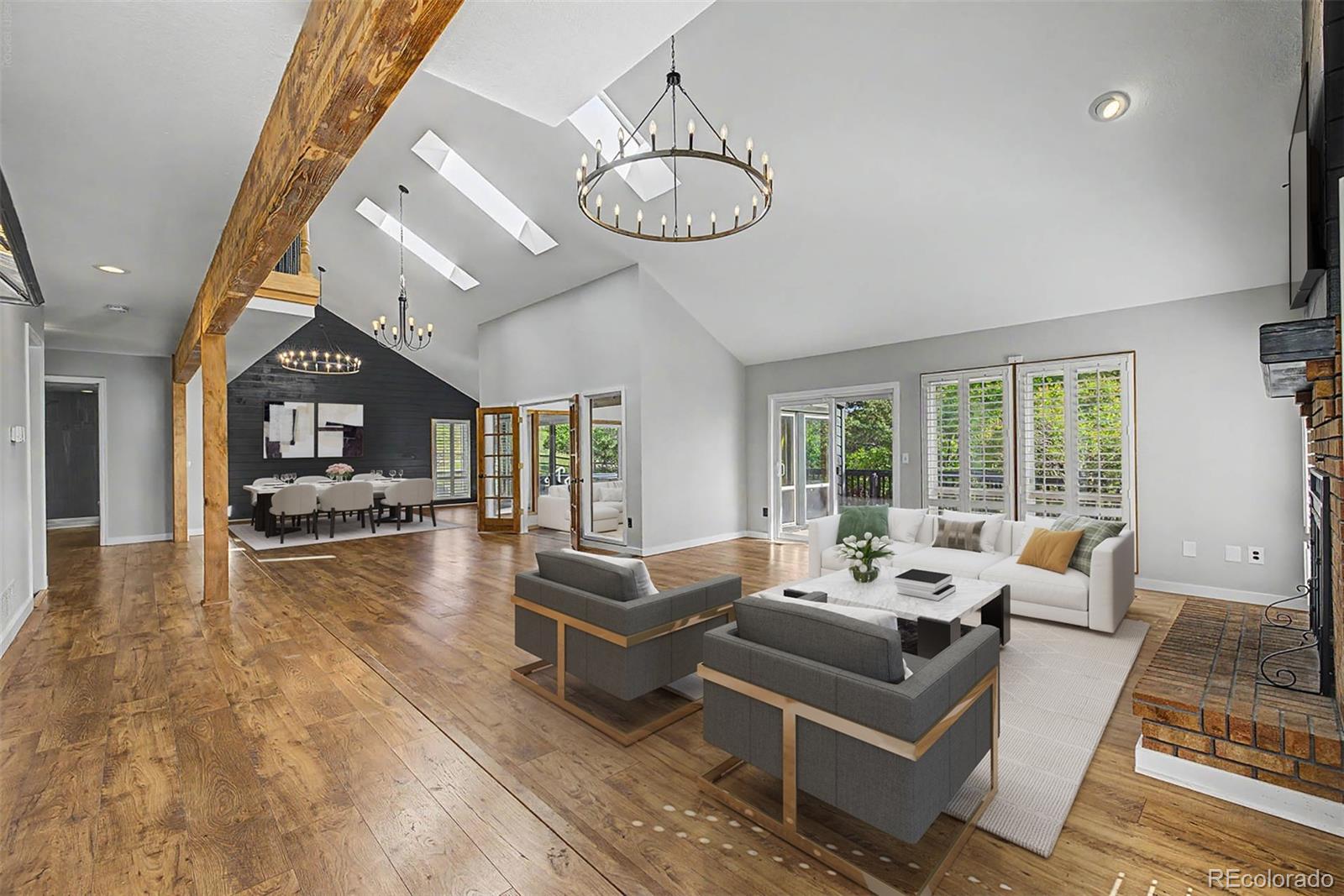 8286 Lightening View Drive