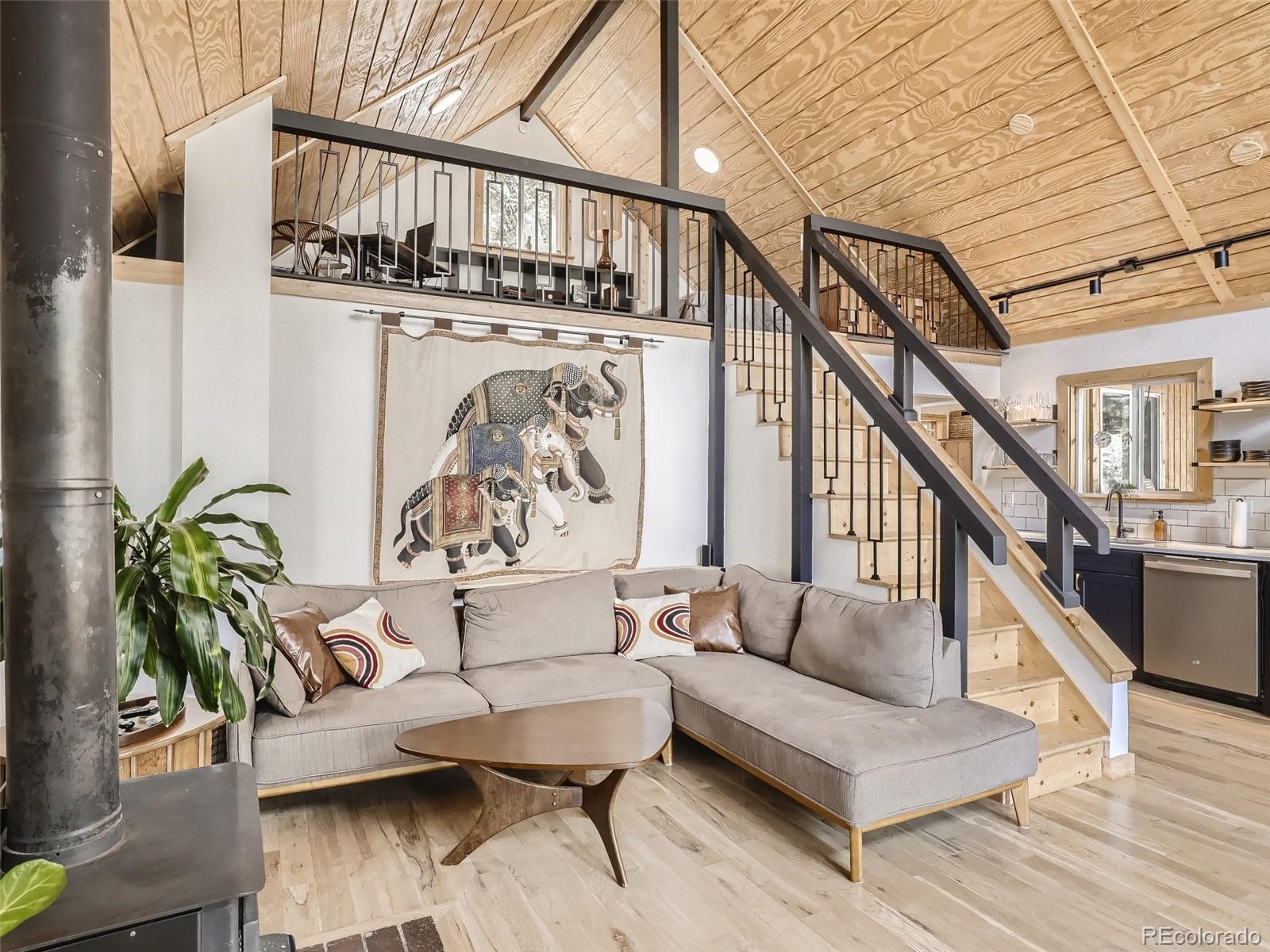 33966 Columbine Circle