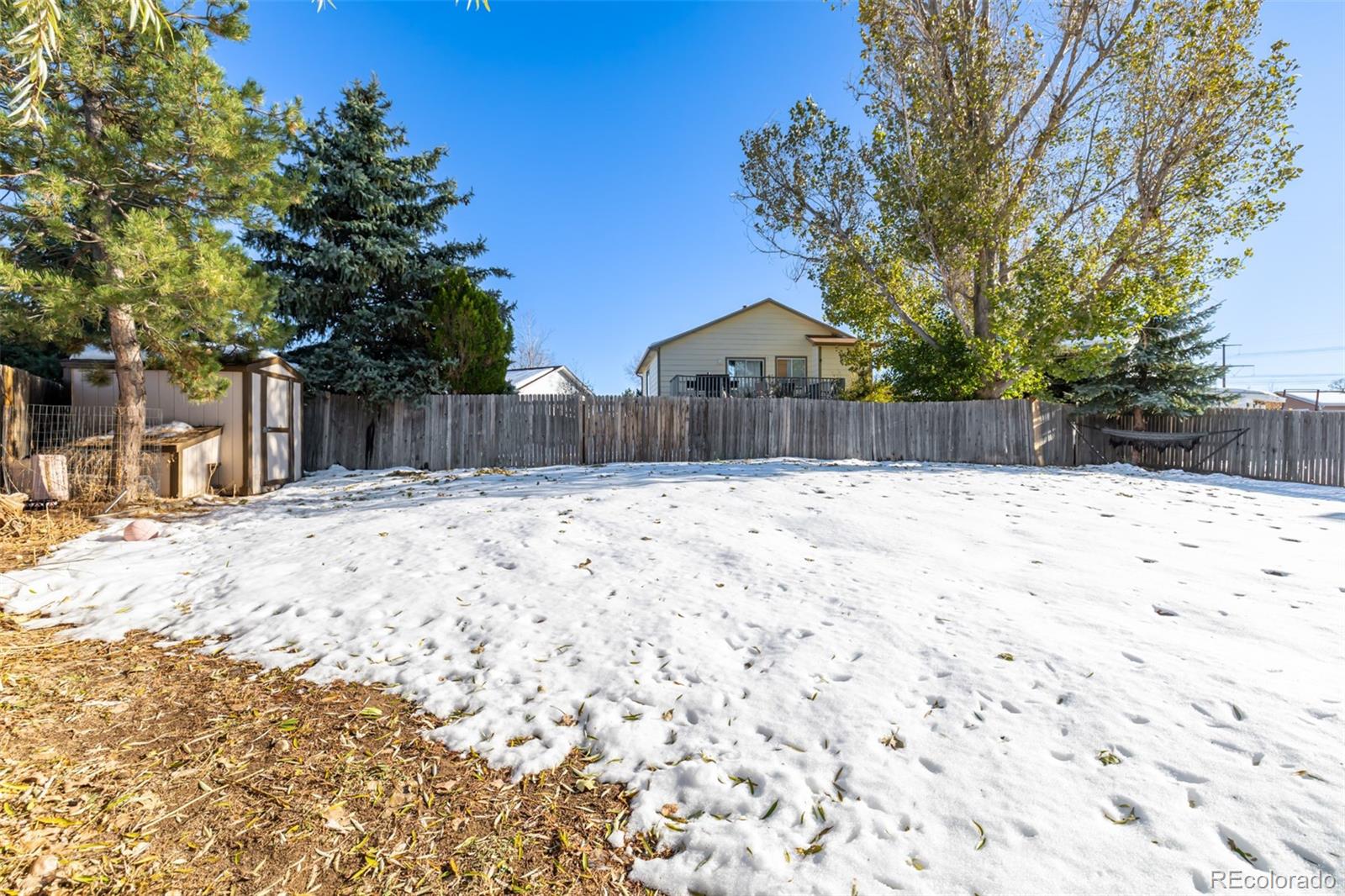 240 N Holcomb Circle