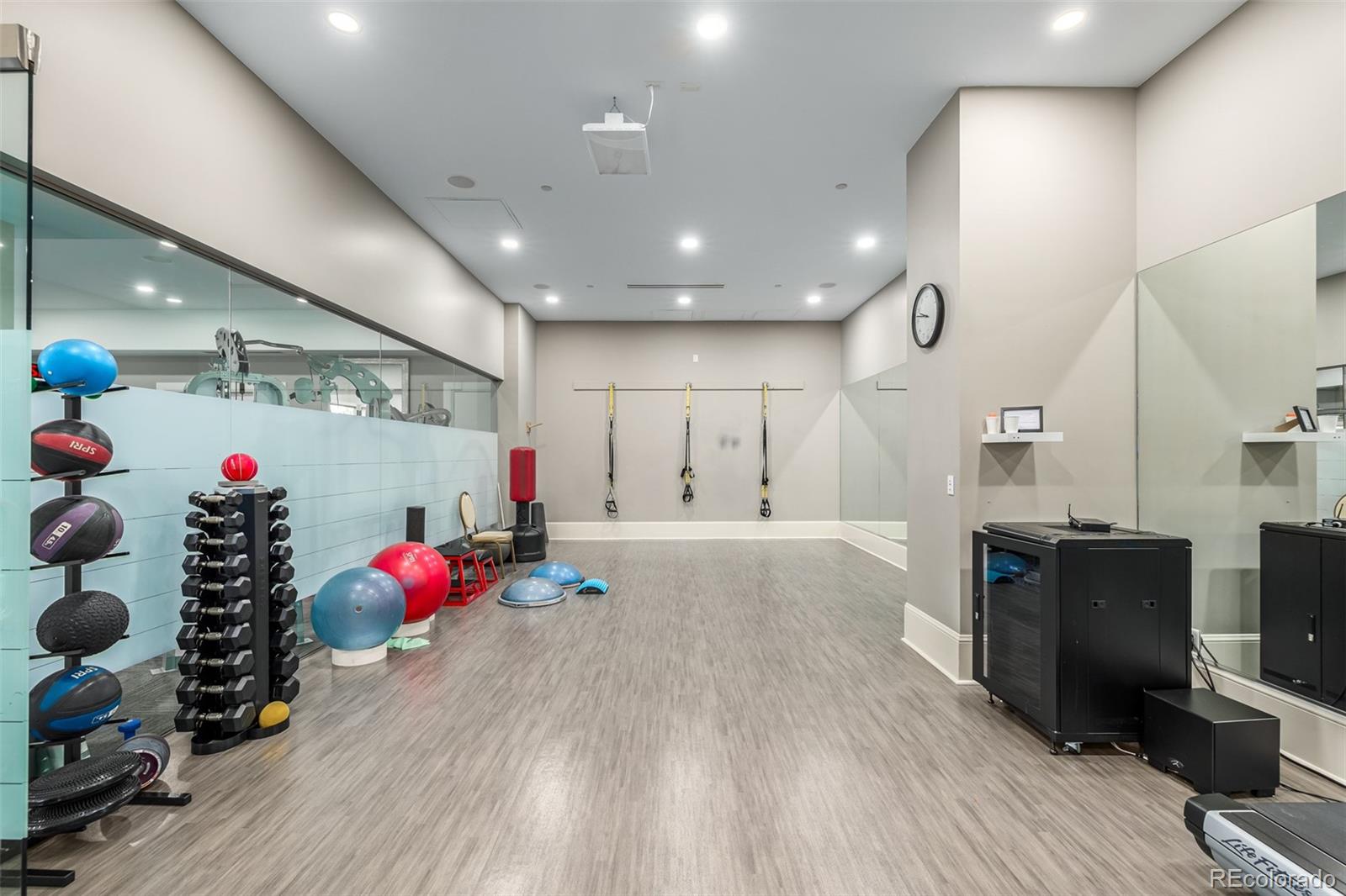7600 Landmark Way Unit: 910-2