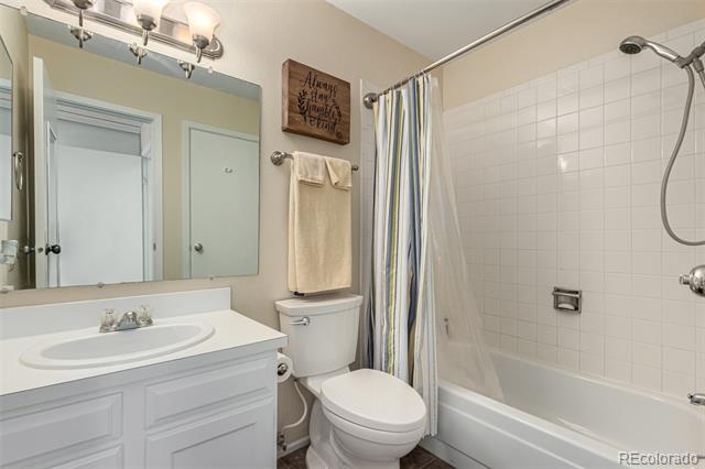 3657 S Laredo Street Unit: E