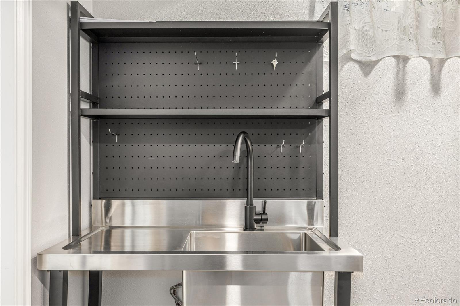 1540 S Fenton Street