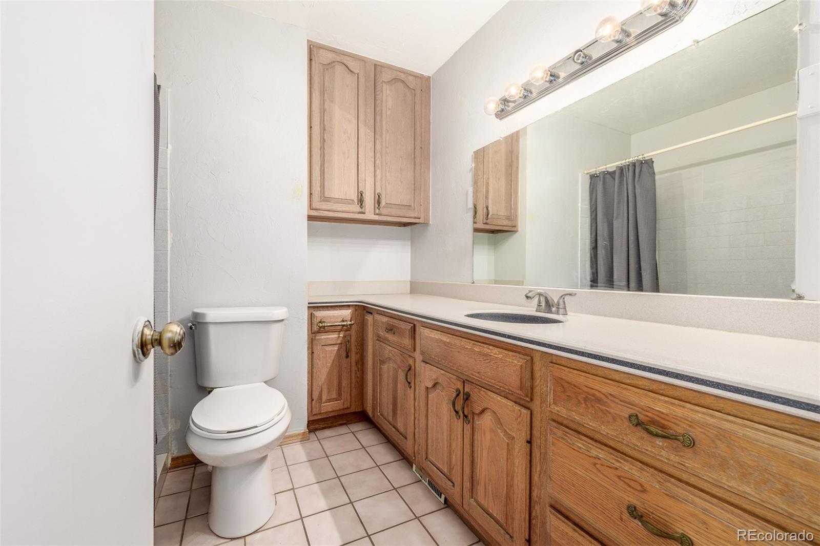 1540 S Fenton Street