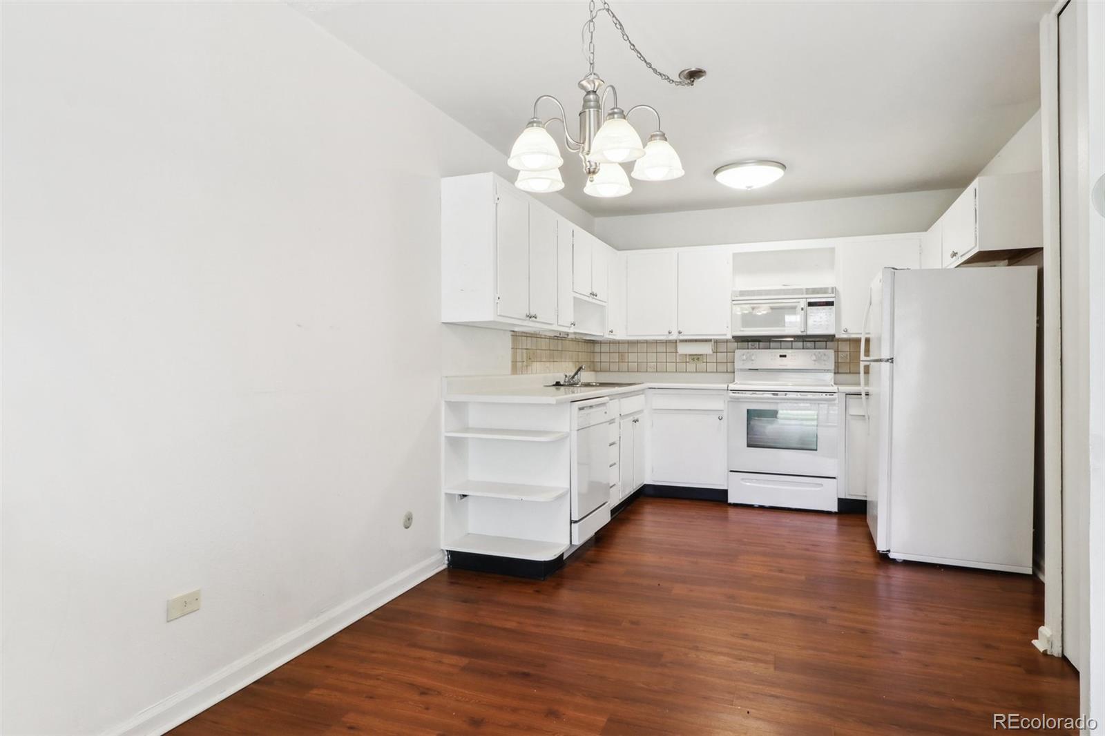 750 S Clinton Street Unit: 12A