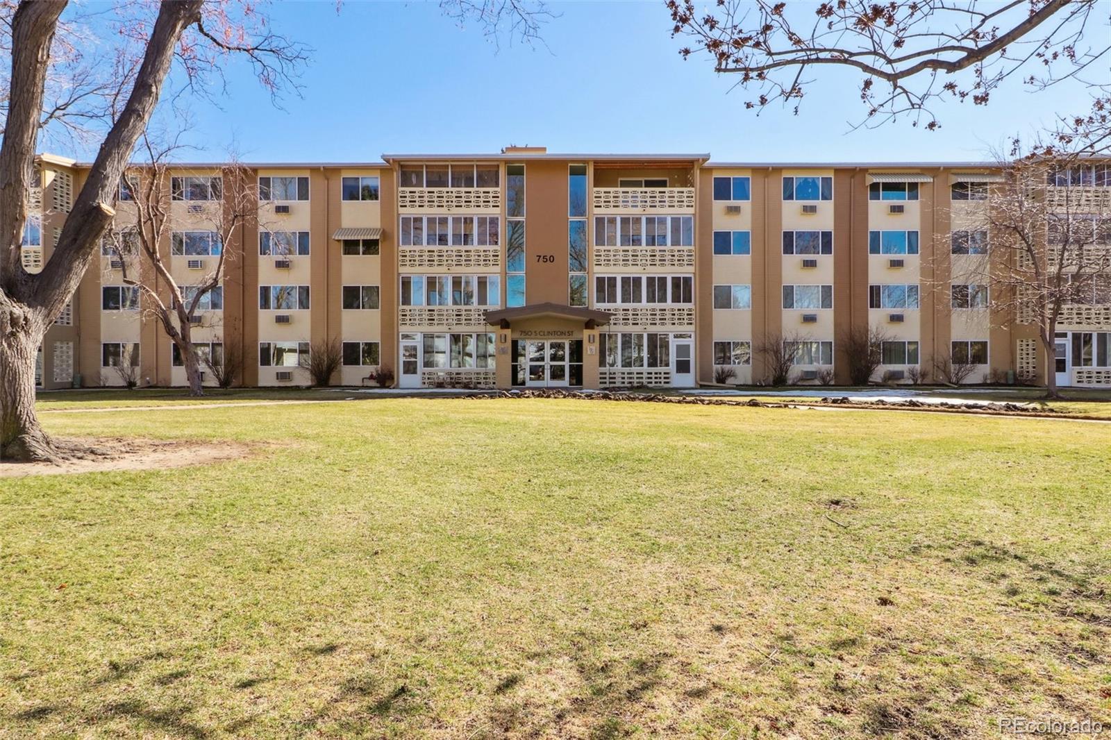 750 S Clinton Street Unit: 12A