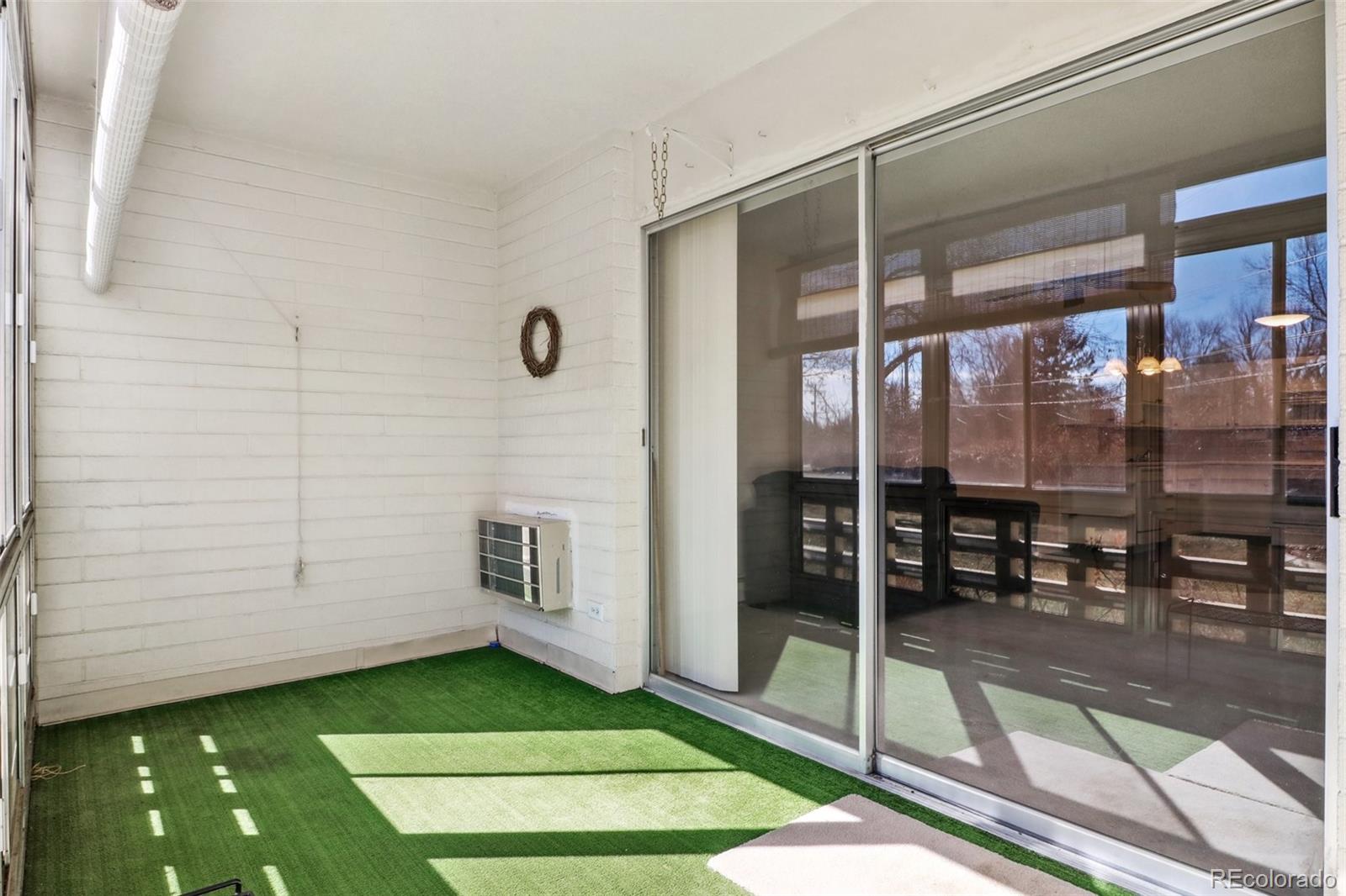 750 S Clinton Street Unit: 12A