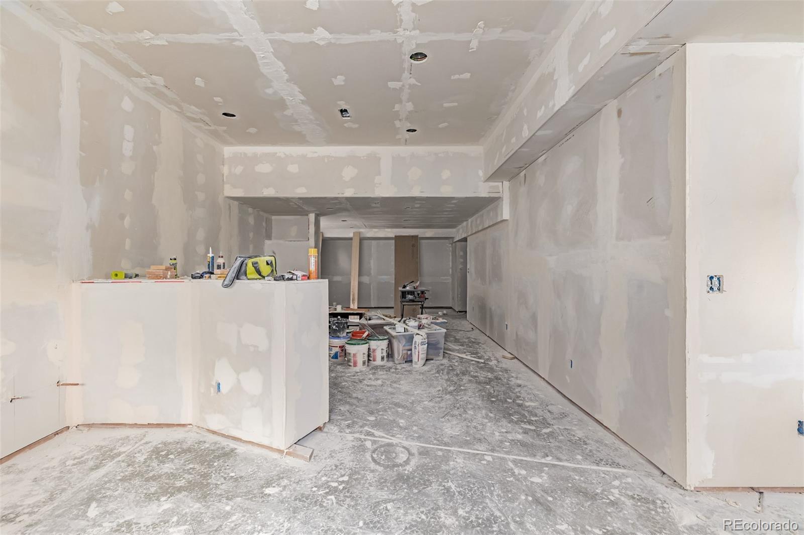 24248 E Roxbury Circle