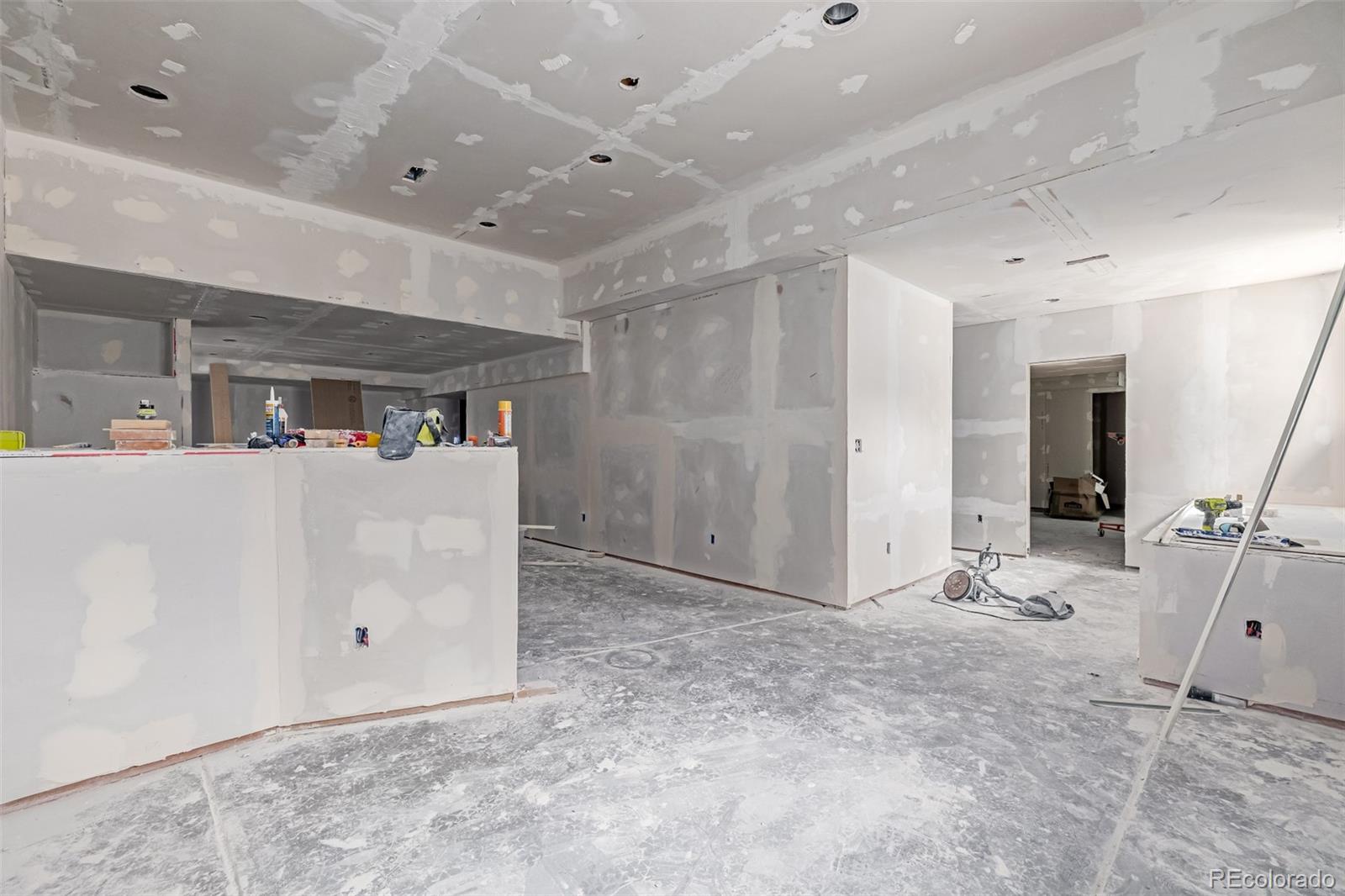 24248 E Roxbury Circle