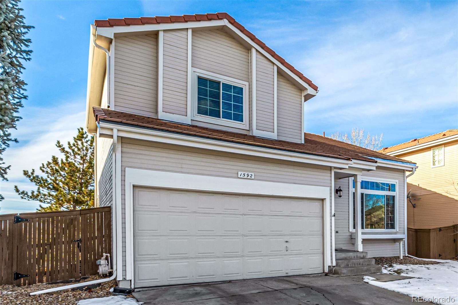 1592 Spring Water Place