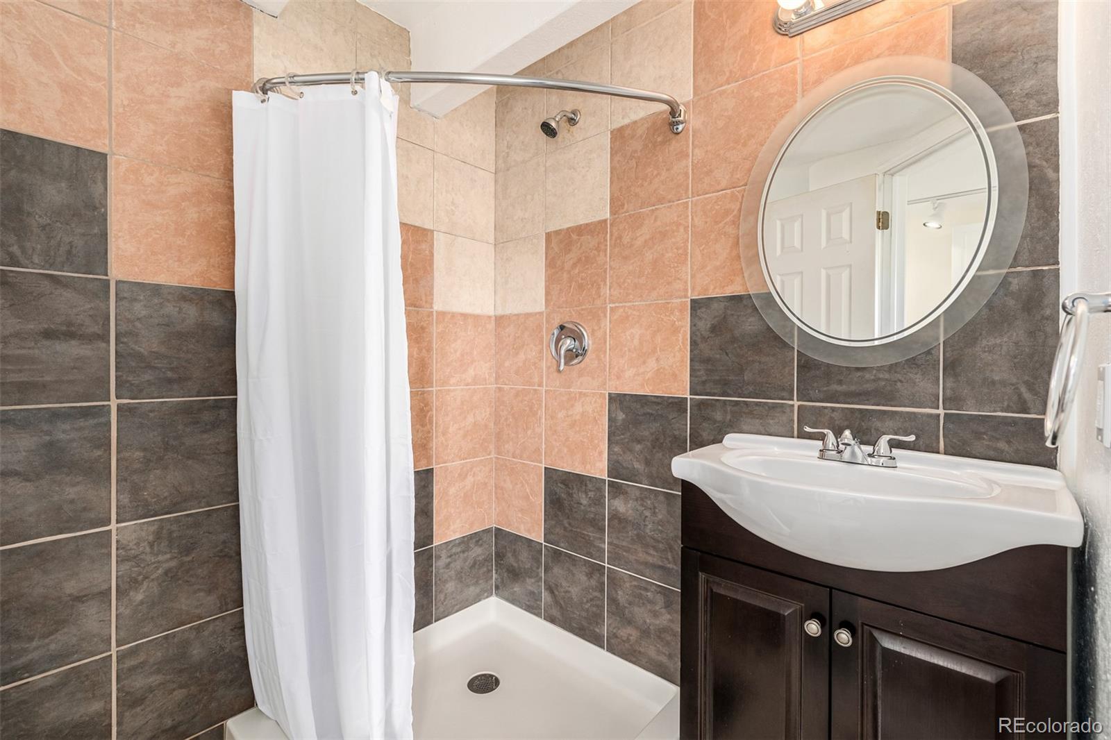 1592 Spring Water Place