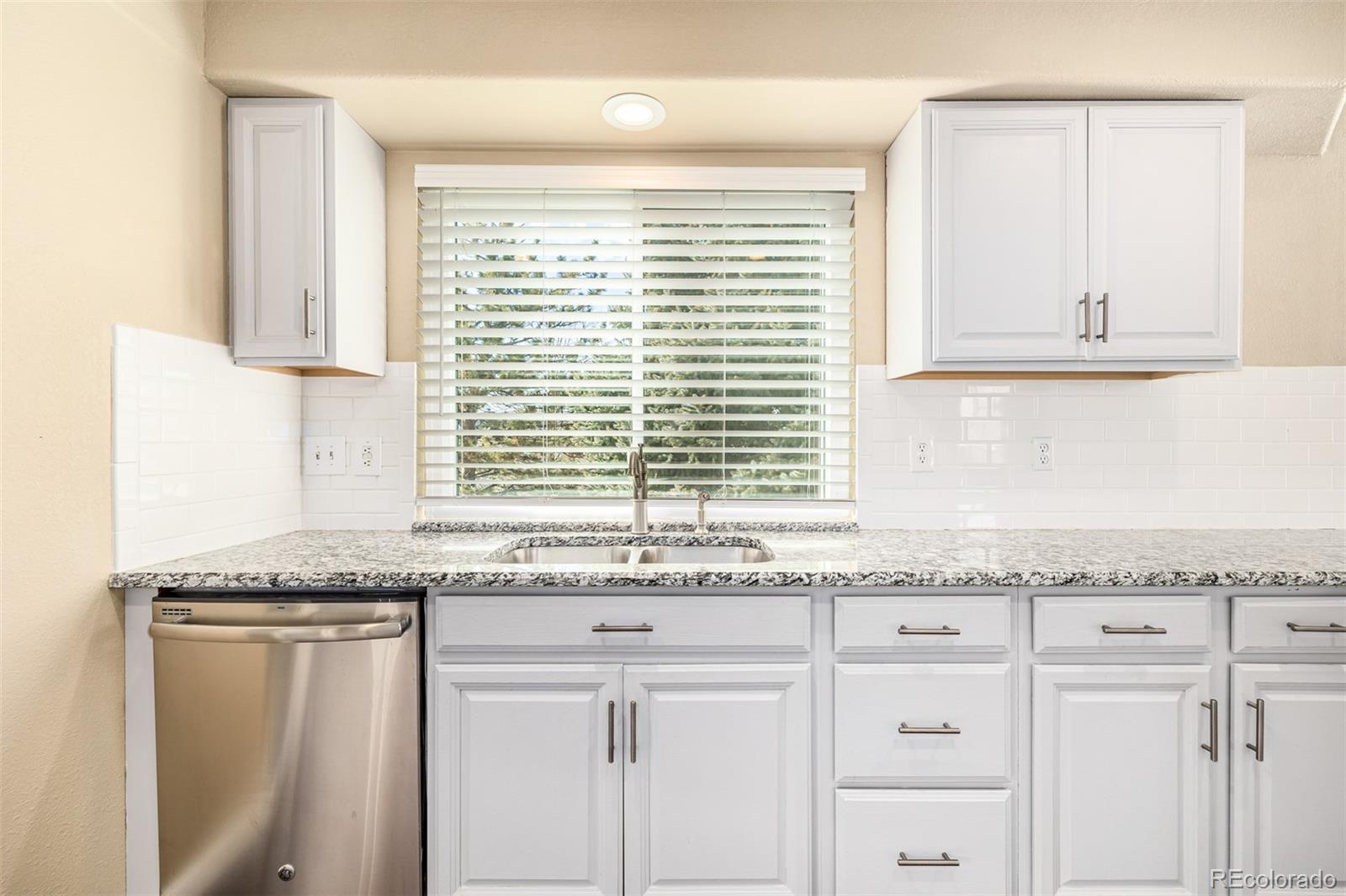 1592 Spring Water Place