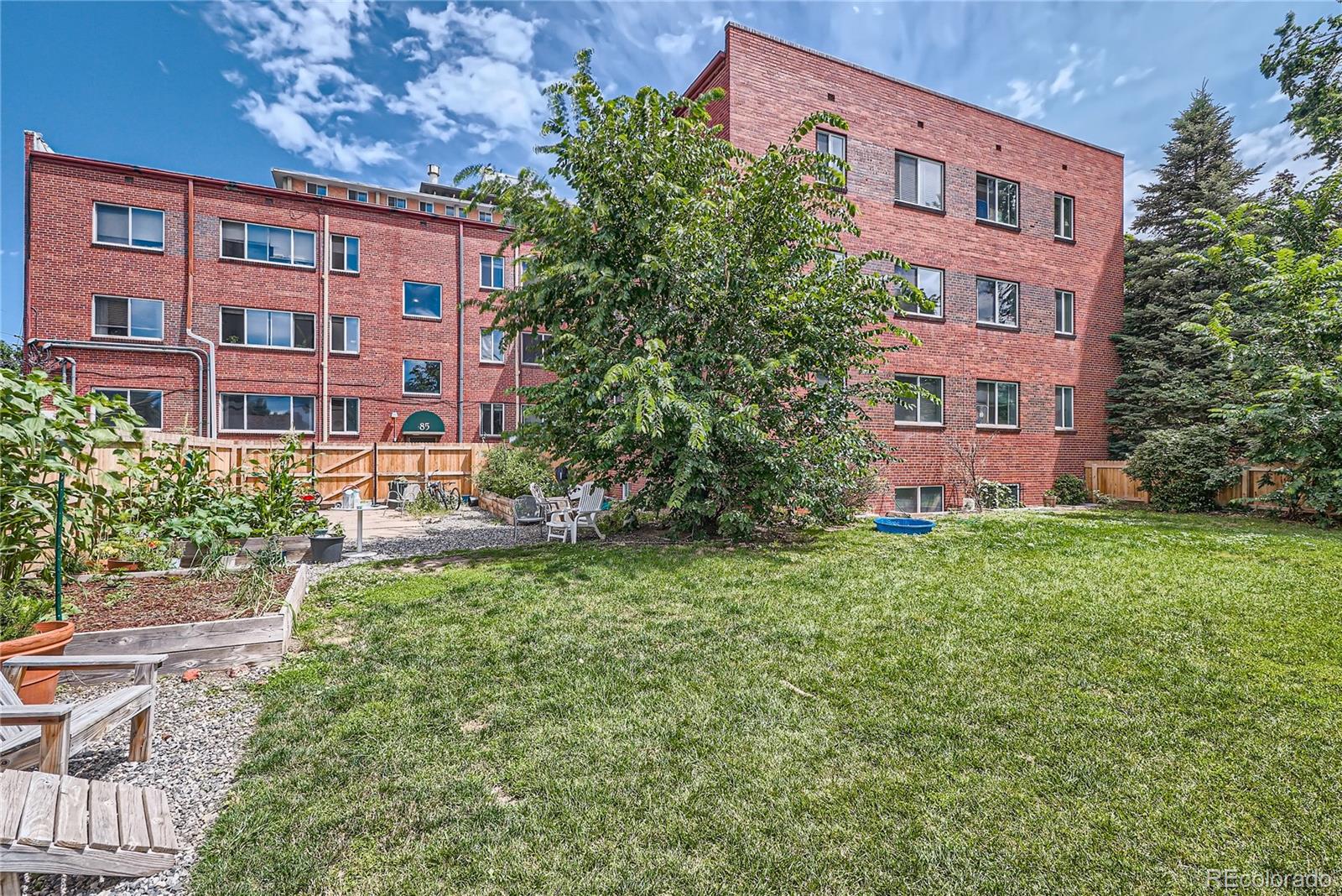 85 N Grant Street Unit: 11