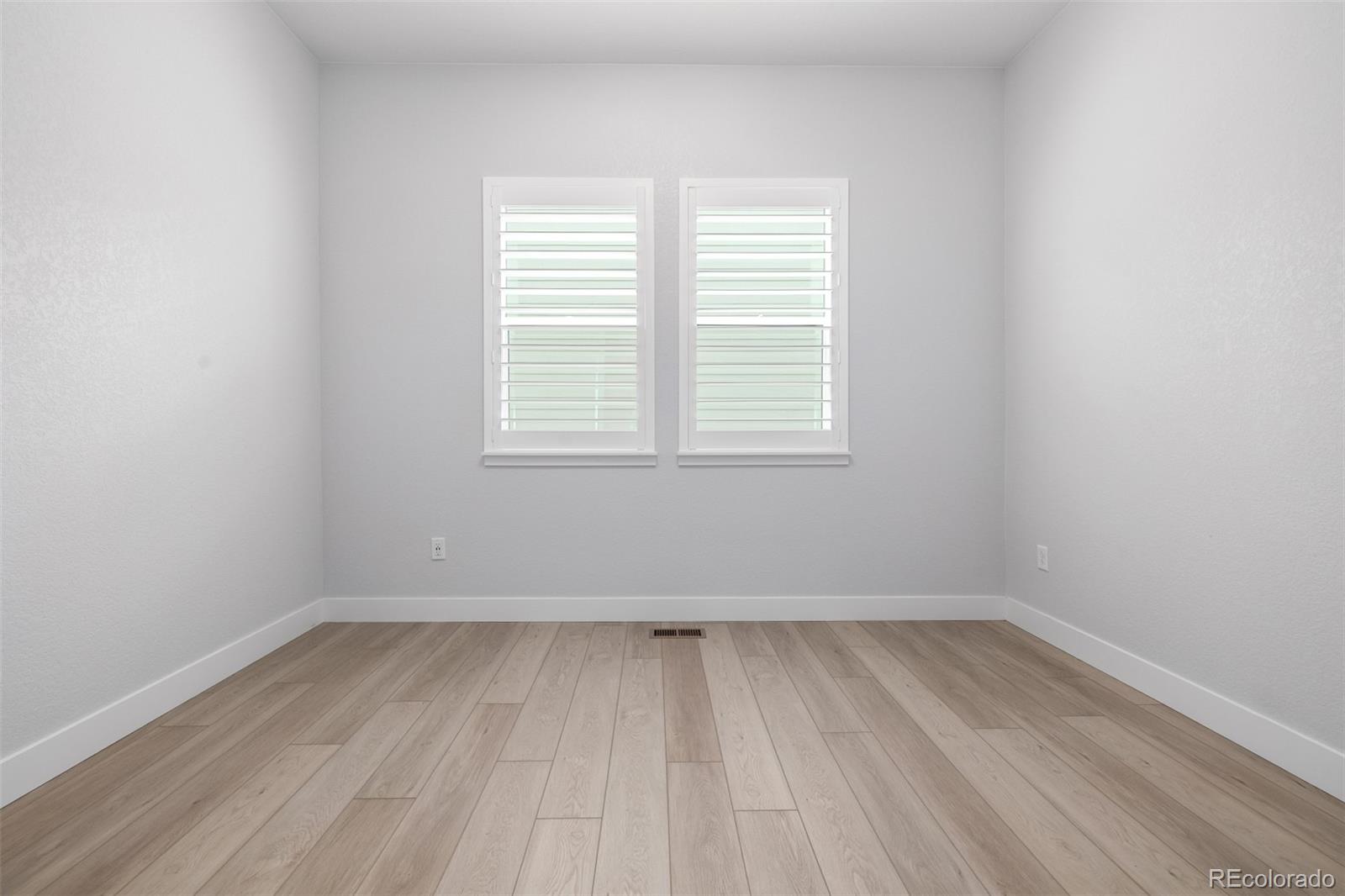 11412 Autumn Moon Street