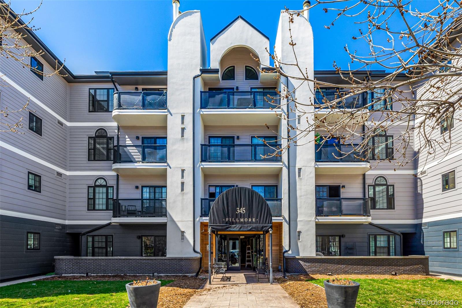 345 Fillmore Street Unit: 209