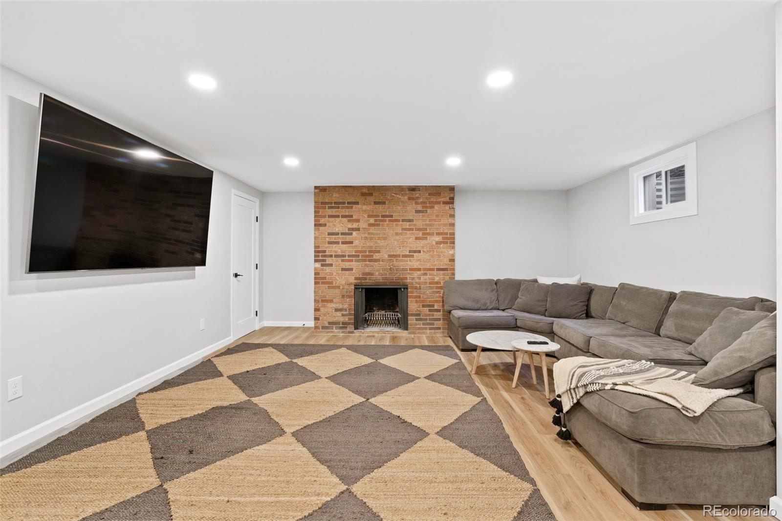 12390 W Carolina Drive