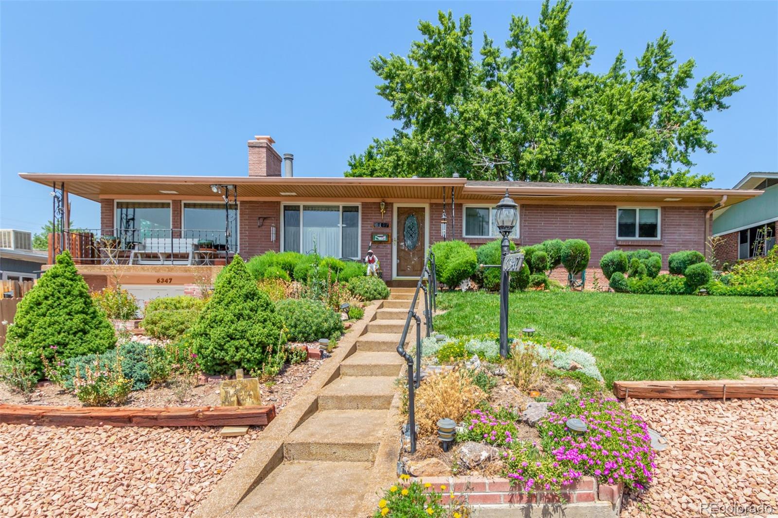 6347 W 61st Place