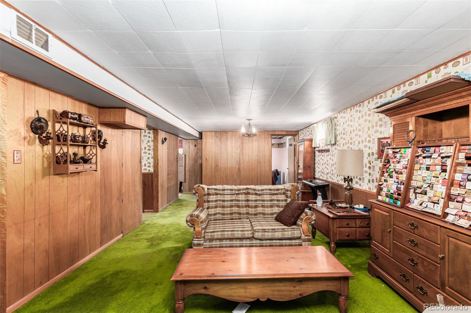 6347 W 61st Place