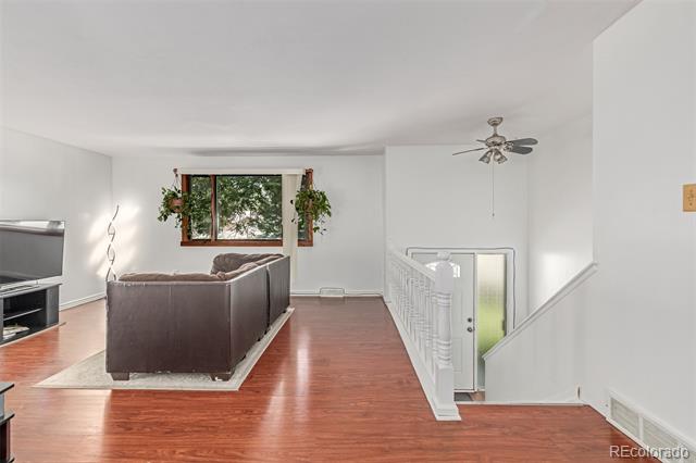 333 S Nile Street