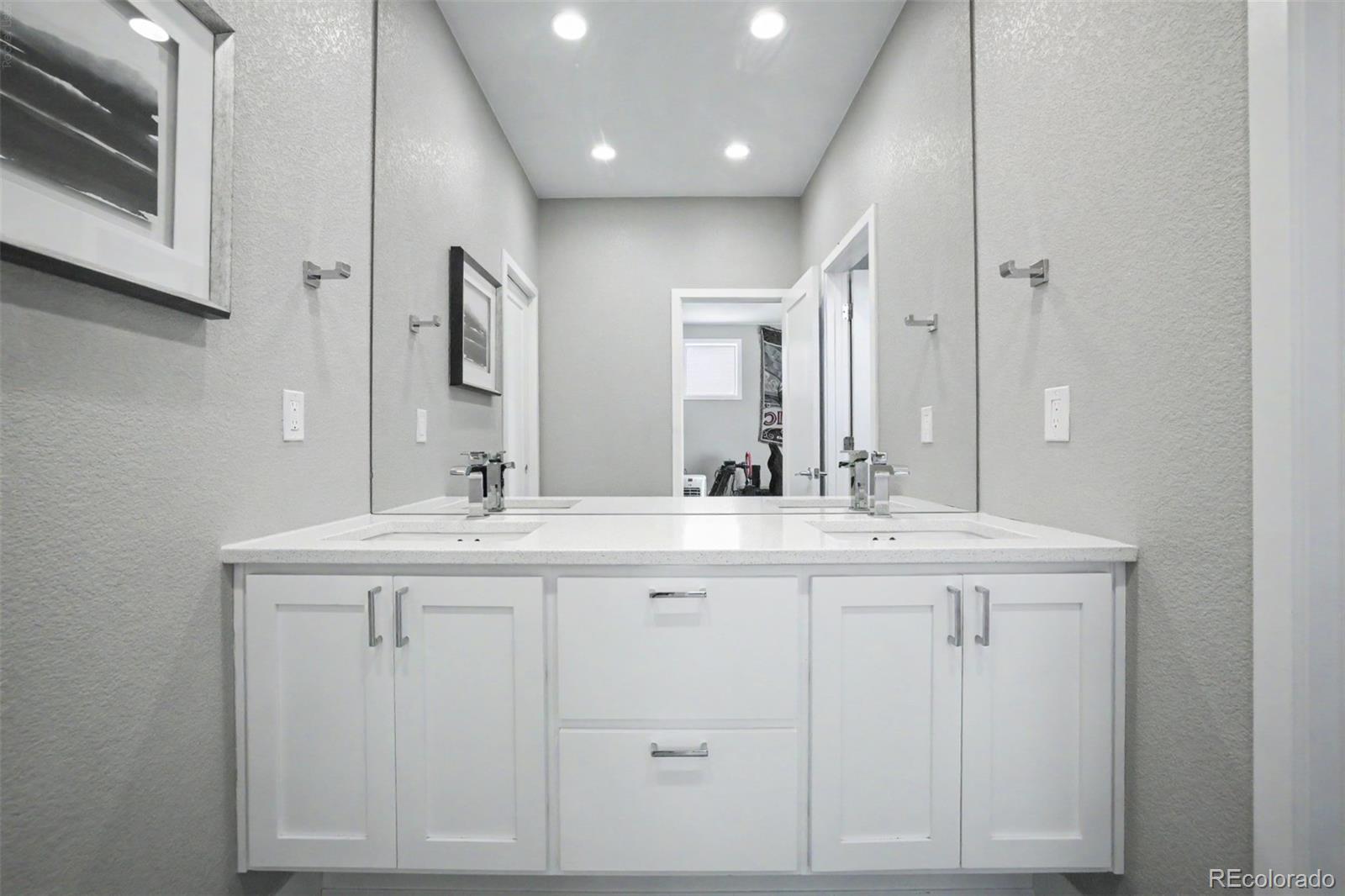 9761 Taylor River-R Circle