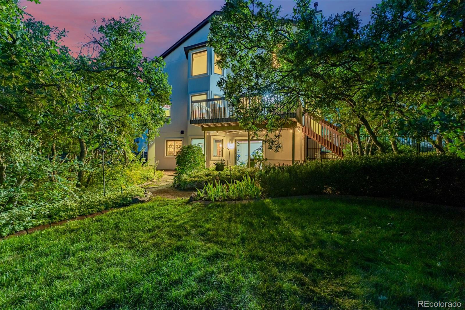 60 Abrook Court