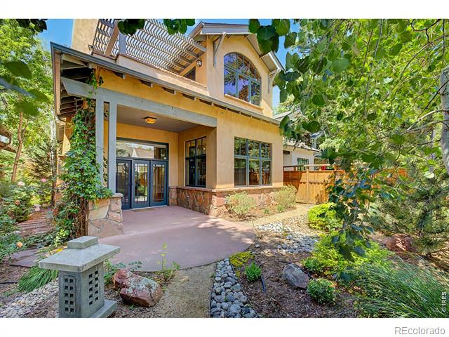 610 Streamside Lane