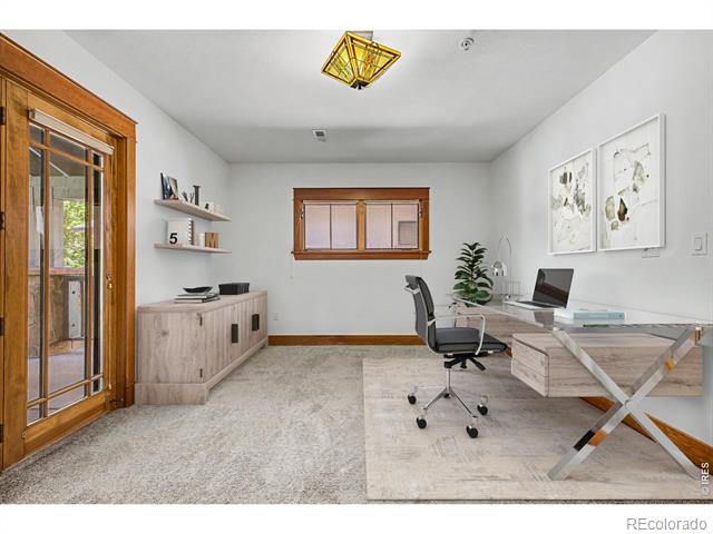 610 Streamside Lane