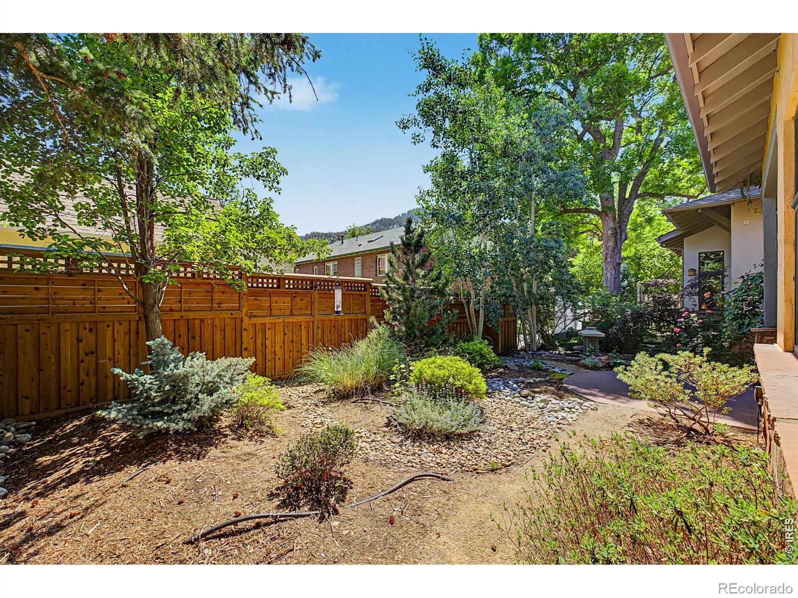 610 Streamside Lane