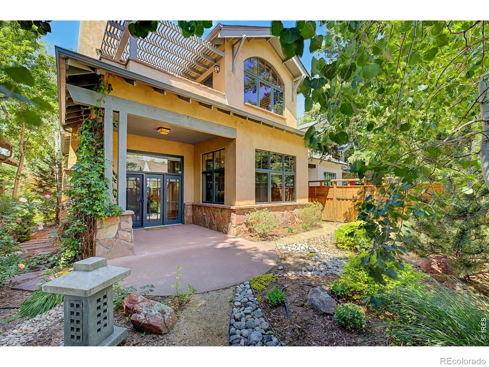 610 Streamside Lane