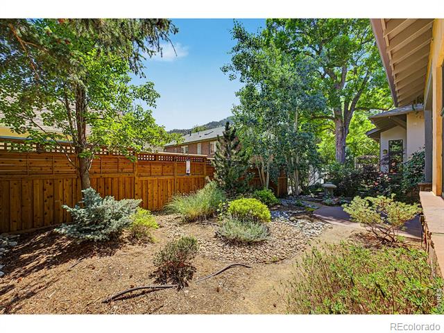 610 Streamside Lane