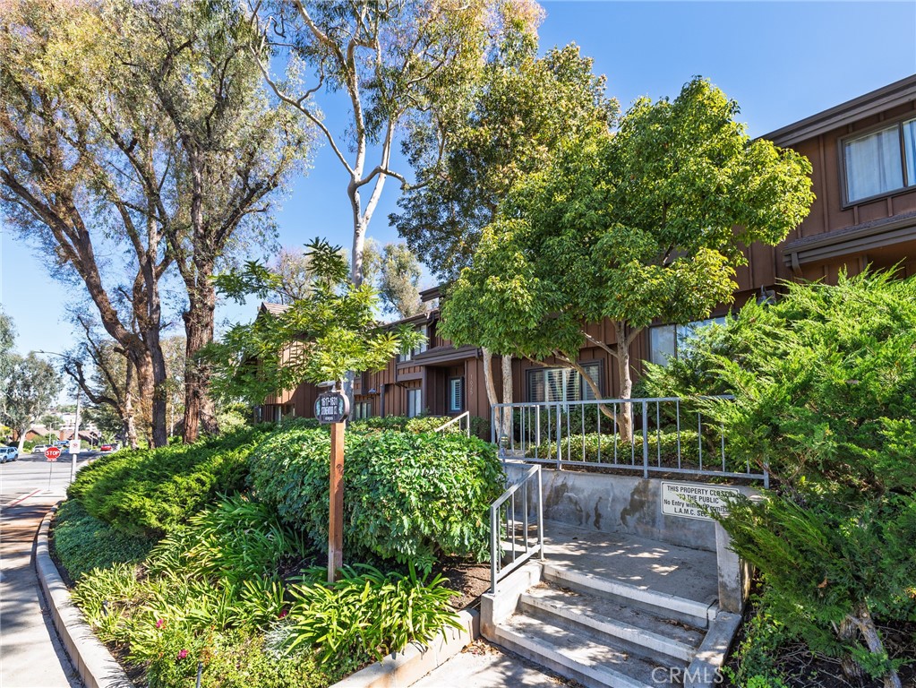 1625 Stonewood Court