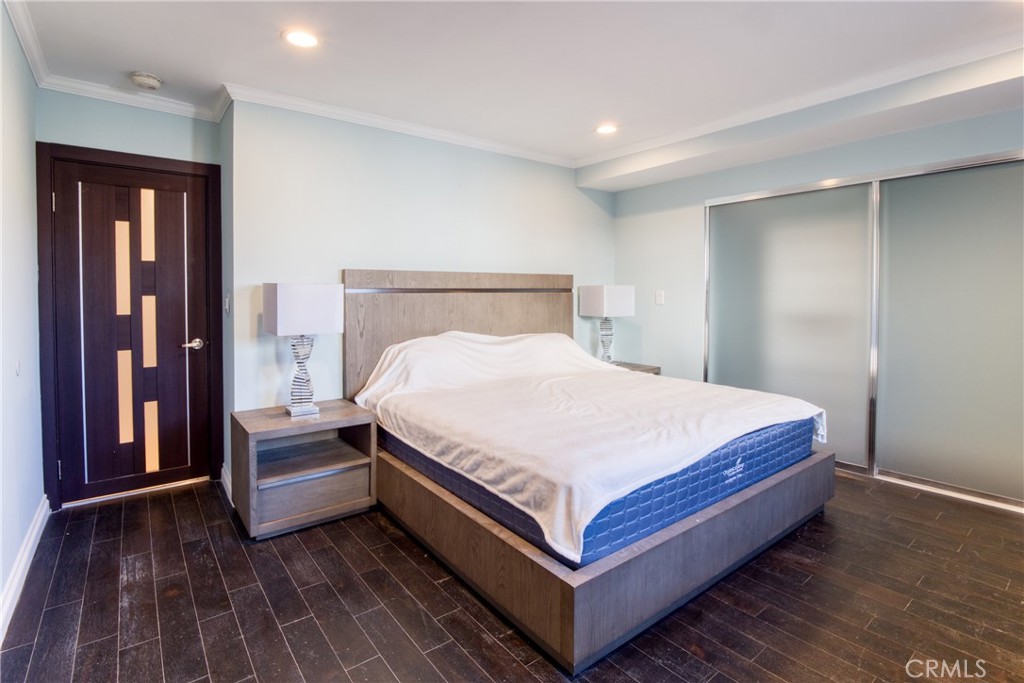 7796 Skyhill Drive