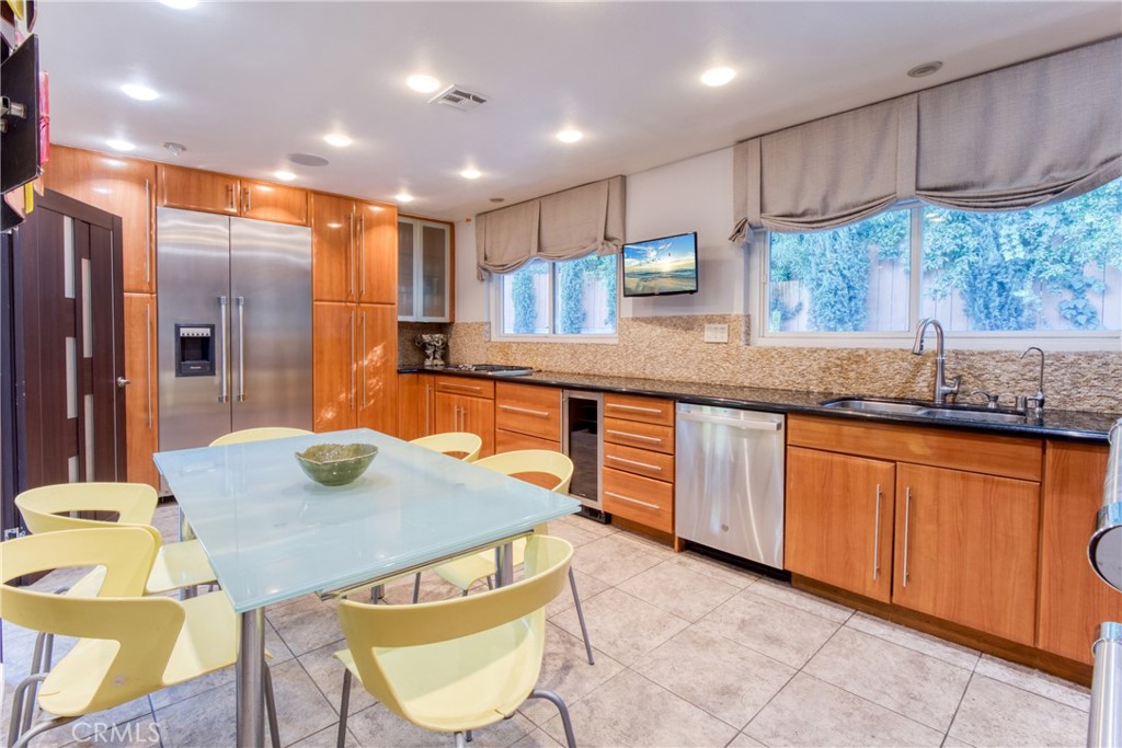 7796 Skyhill Drive