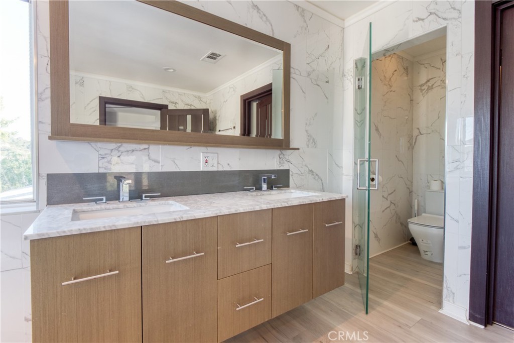 7796 Skyhill Drive