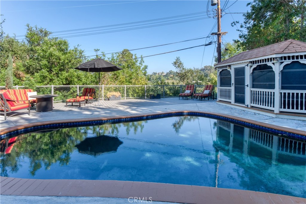 7796 Skyhill Drive