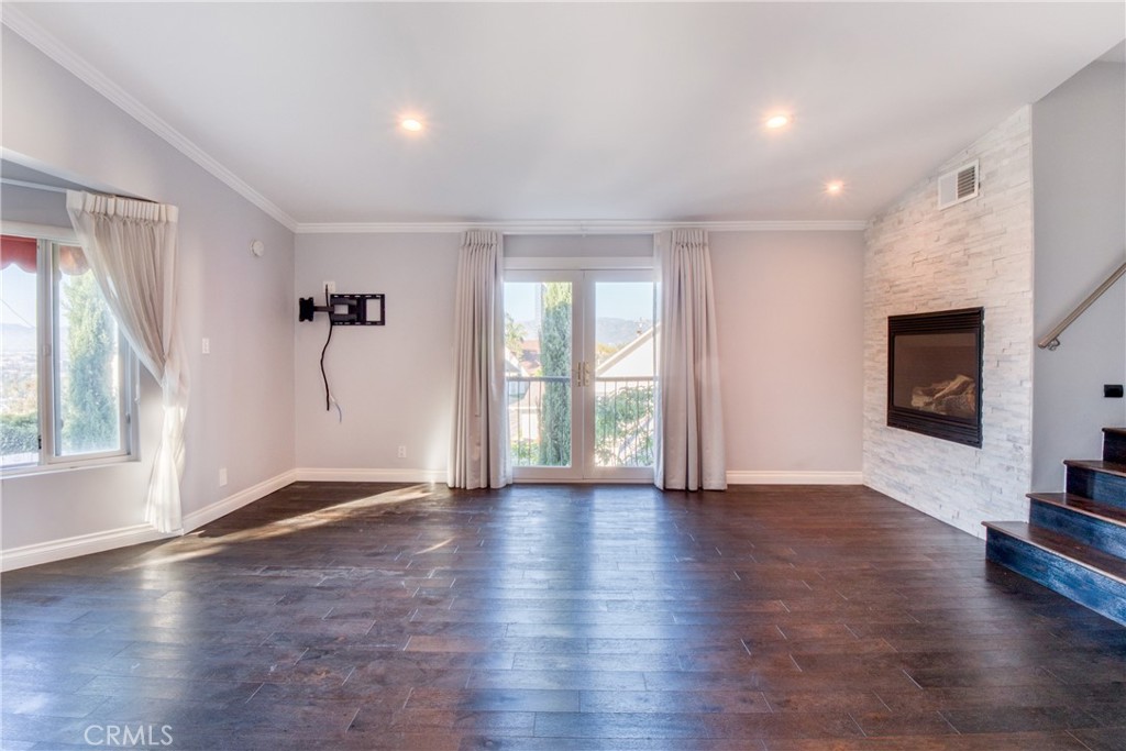 7796 Skyhill Drive